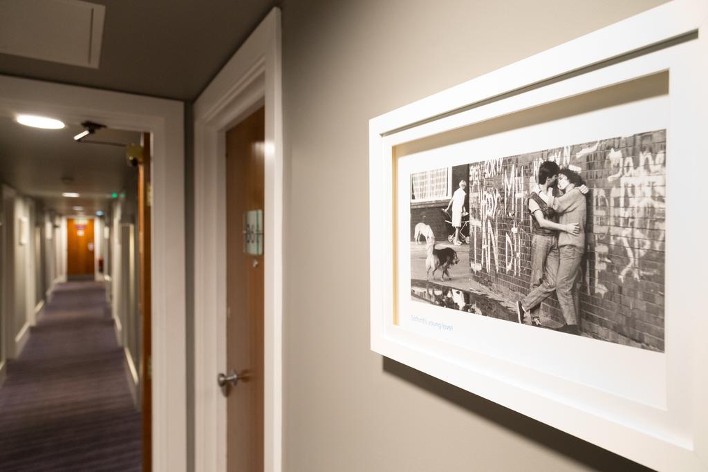 Hello Hotel Swinton  Extérieur photo